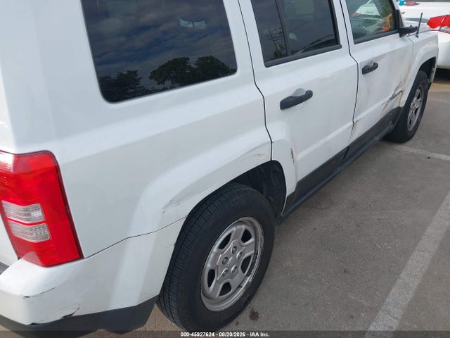 2015 Jeep Patriot Sport მანქანა იყიდება აუქციონზე, vin: 1C4NJPBAXFD335723, აუქციონის ნომერი: 45927624