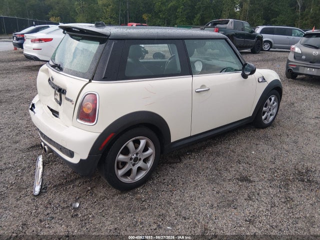 Продажа на аукционе авто 2010 Mini Cooper S, vin: WMWMF7C55ATW88557, номер лота: 45927653