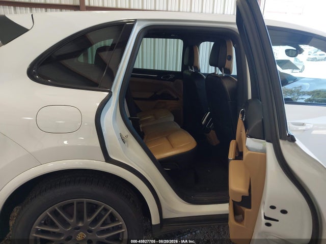 Aukcja sprzedaży 2017 Porsche Cayenne Platinum Edition, vin: WP1AA2A22HKA87833, numer aukcji: 45927705