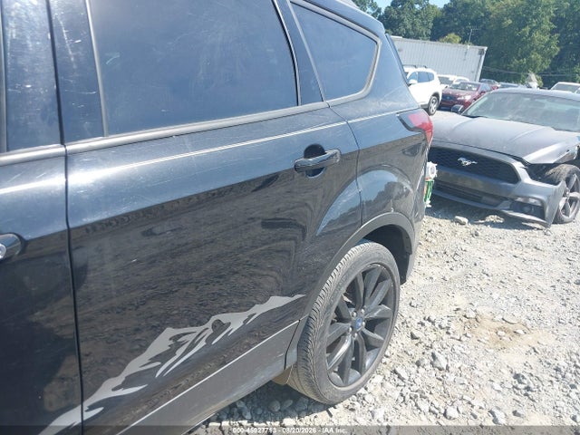 45927713 :رقم المزاد ، 1FMCU9GD6KUB78890 vin ، 2019 Ford Escape Se مزاد بيع