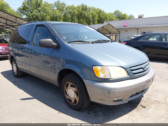 Продажа на аукционе авто 2002 Toyota Sienna Xle, vin: 4T3ZF13C72U507123, номер лота: 45927733