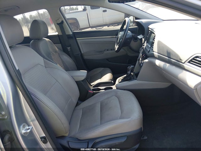 2017 Hyundai Elantra Limited მანქანა იყიდება აუქციონზე, vin: 5NPD84LF6HH084096, აუქციონის ნომერი: 45927749