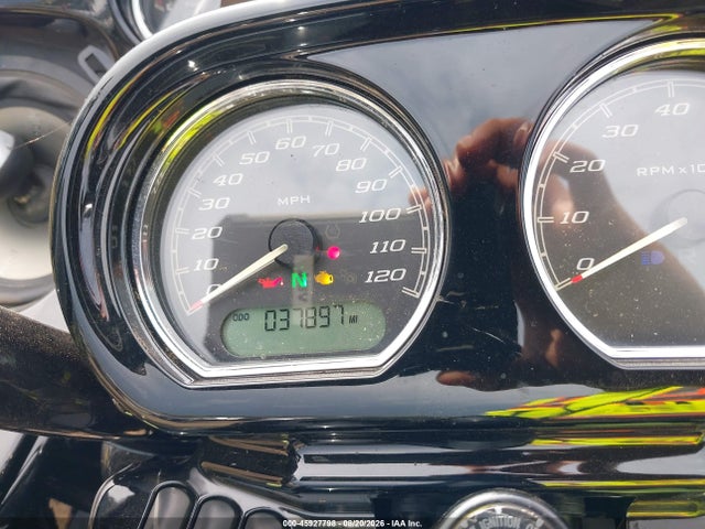 45927798 :رقم المزاد ، 1HD1KTP16KB603510 vin ، 2019 Harley-davidson Fltrxs مزاد بيع