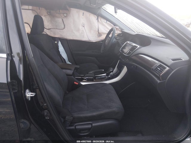 Продаж на аукціоні авто 2017 Honda Accord Ex, vin: 1HGCR2F70HA139944, номер лоту: 45927800