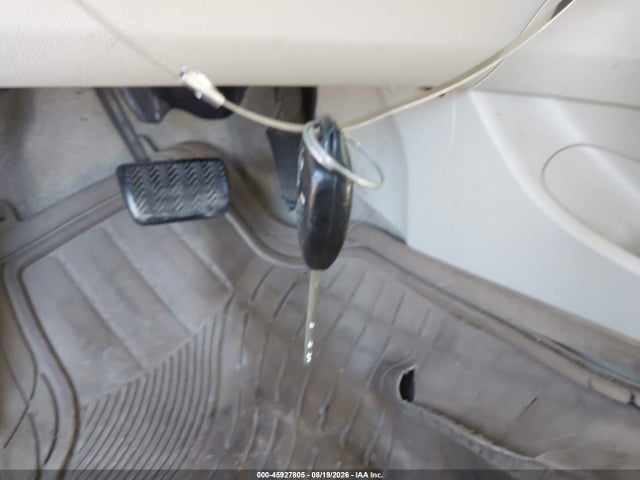 45927805 :رقم المزاد ، 2T1BU40E79C040398 vin ، 2009 Toyota Corolla Le مزاد بيع