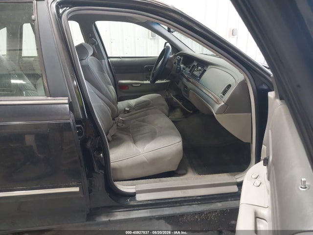 1997 Ford Crown Victoria Lx მანქანა იყიდება აუქციონზე, vin: 2FALP74W0VX156800, აუქციონის ნომერი: 45927837