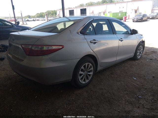 2017 Toyota Camry Le მანქანა იყიდება აუქციონზე, vin: 4T1BF1FK2HU324721, აუქციონის ნომერი: 45927841