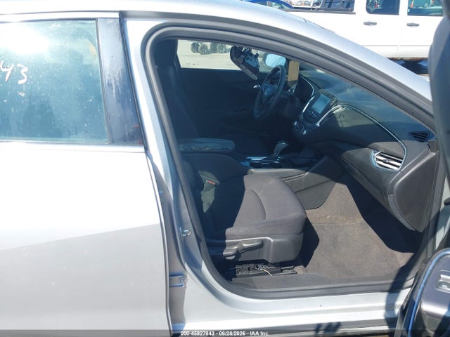 Chevrolet MALIBU LT 2018 1G1ZD5ST1JF117691 Image 5