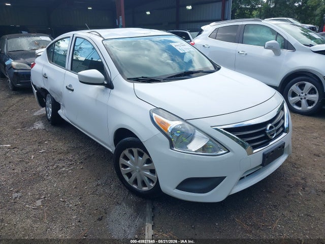 2016 Nissan Versa 1.6 S+ მანქანა იყიდება აუქციონზე, vin: 3N1CN7AP7GL896445, აუქციონის ნომერი: 45927845