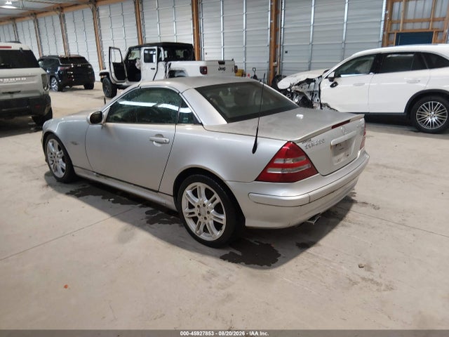 45927853 :رقم المزاد ، WDBKK49F64F311404 vin ، 2004 Mercedes-benz Slk 230 Kompressor مزاد بيع
