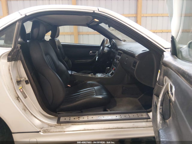 45927853 :رقم المزاد ، WDBKK49F64F311404 vin ، 2004 Mercedes-benz Slk 230 Kompressor مزاد بيع