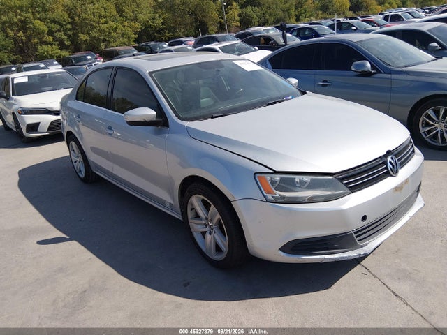 2014 Volkswagen Jetta 1.8t Se მანქანა იყიდება აუქციონზე, vin: 3VWD07AJ0EM372859, აუქციონის ნომერი: 45927879