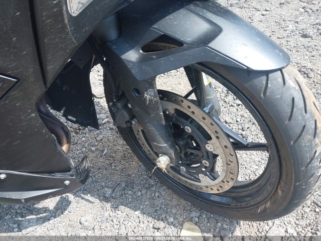 45927925 :رقم المزاد ، ML5EXGH19TDA89732 vin ، 2026 Kawasaki Ex500 H مزاد بيع