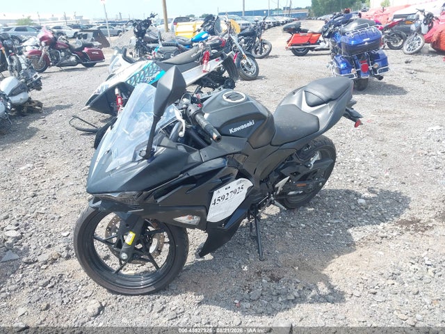 45927925 :رقم المزاد ، ML5EXGH19TDA89732 vin ، 2026 Kawasaki Ex500 H مزاد بيع