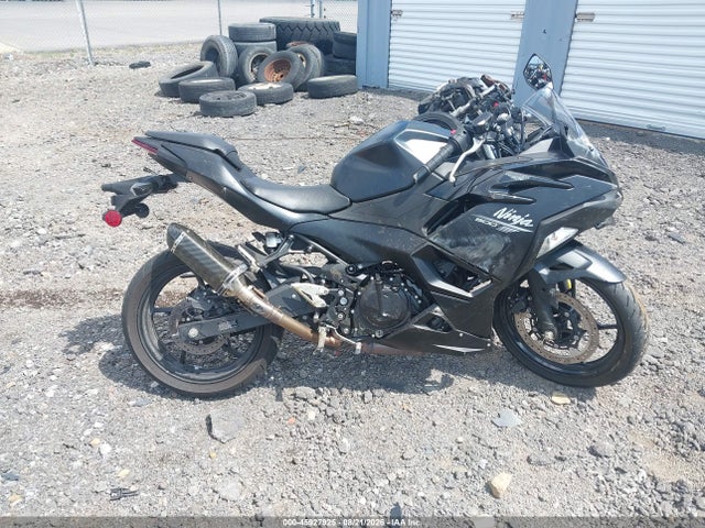 45927925 :رقم المزاد ، ML5EXGH19TDA89732 vin ، 2026 Kawasaki Ex500 H مزاد بيع