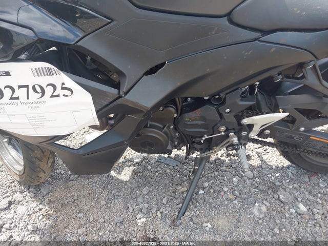 45927925 :رقم المزاد ، ML5EXGH19TDA89732 vin ، 2026 Kawasaki Ex500 H مزاد بيع