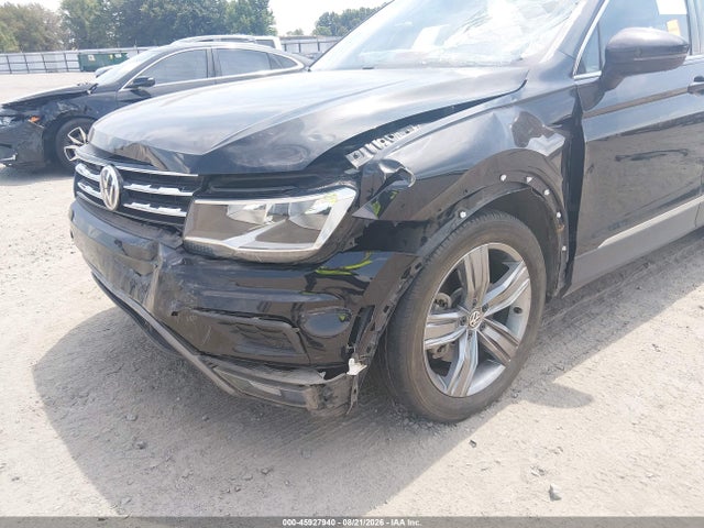 2021 Volkswagen Tiguan 2.0t Se/2.0t Se R-line Black/2.0t Sel მანქანა იყიდება აუქციონზე, vin: 3VV3B7AX4MM084677, აუქციონის ნომერი: 45927940