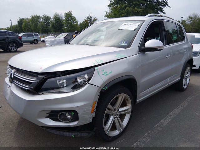 Продаж на аукціоні авто 2016 Volkswagen Tiguan R-line, vin: WVGBV7AX9GW010575, номер лоту: 45927958