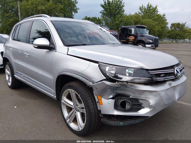 Продаж на аукціоні авто 2016 Volkswagen Tiguan R-line, vin: WVGBV7AX9GW010575, номер лоту: 45927958
