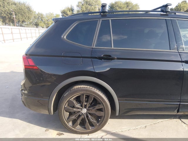 2022 Volkswagen Tiguan 2.0t Se R-line Black მანქანა იყიდება აუქციონზე, vin: 3VVCB7AX0NM133858, აუქციონის ნომერი: 45928008