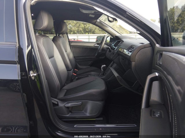 2022 Volkswagen Tiguan 2.0t Se R-line Black მანქანა იყიდება აუქციონზე, vin: 3VVCB7AX0NM133858, აუქციონის ნომერი: 45928008