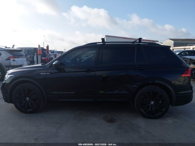 2022 Volkswagen Tiguan 2.0t Se R-line Black მანქანა იყიდება აუქციონზე, vin: 3VVCB7AX0NM133858, აუქციონის ნომერი: 45928008