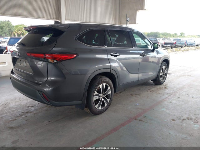 45928052 :رقم المزاد ، 5TDHZRBH1MS557213 vin ، 2021 Toyota Highlander Xle مزاد بيع
