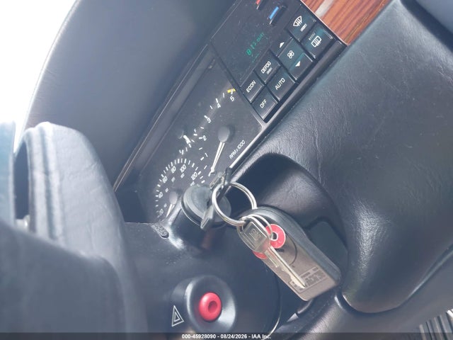 1992 Cadillac Eldorado მანქანა იყიდება აუქციონზე, vin: 1G6EL13BXNU620941, აუქციონის ნომერი: 45928090