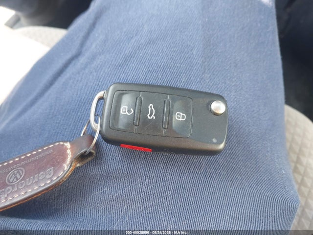 2015 Volkswagen Jetta S მანქანა იყიდება აუქციონზე, vin: 3VW2K7AJ9FM272021, აუქციონის ნომერი: 45928096
