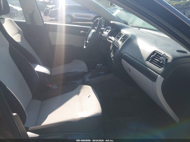 2015 Volkswagen Jetta S მანქანა იყიდება აუქციონზე, vin: 3VW2K7AJ9FM272021, აუქციონის ნომერი: 45928096
