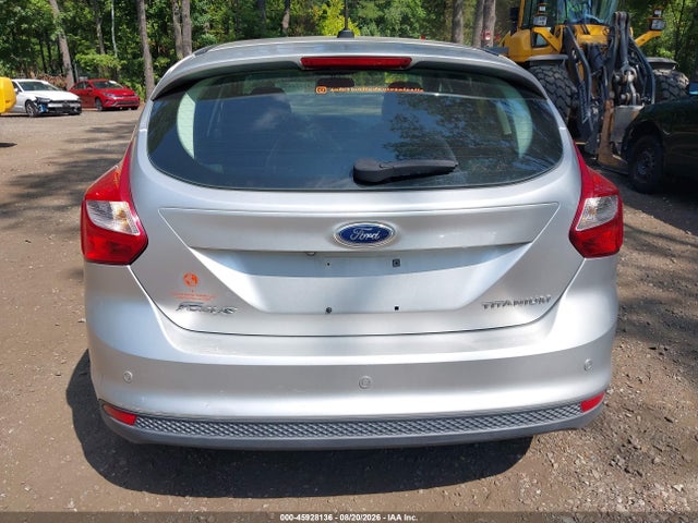 Продаж на аукціоні авто 2014 Ford Focus Titanium, vin: 1FADP3N23EL188873, номер лоту: 45928136