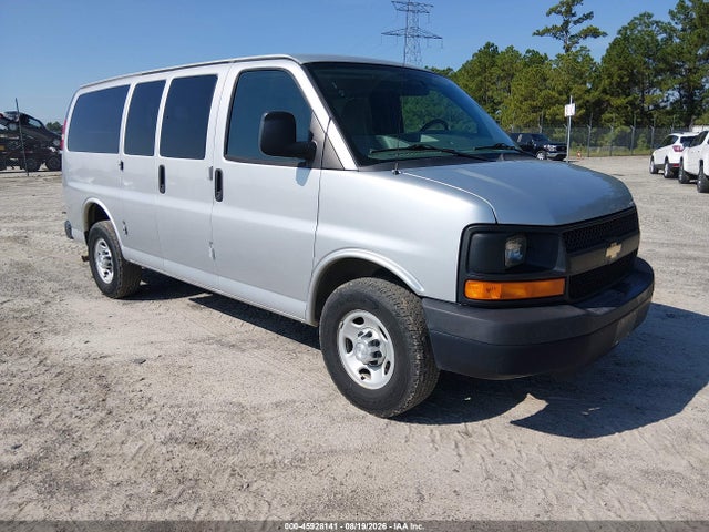 45928141 :رقم المزاد ، 1GNWGPFF3F1271204 vin ، 2015 Chevrolet Express 2500 Ls مزاد بيع