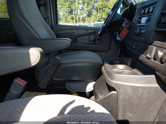 45928141 :رقم المزاد ، 1GNWGPFF3F1271204 vin ، 2015 Chevrolet Express 2500 Ls مزاد بيع