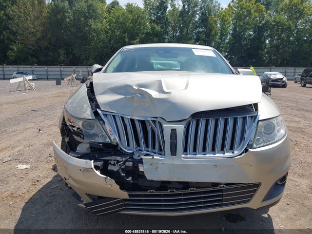 2011 Lincoln Mks მანქანა იყიდება აუქციონზე, vin: 1LNHL9DR9BG611593, აუქციონის ნომერი: 45928146