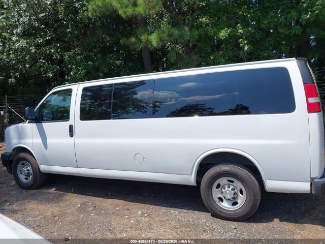 Chevrolet Express 3500 Ls 2019 1GAZGNFG8K1285931 Image 16