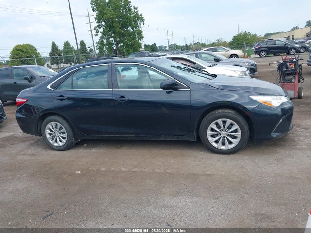 Продажа на аукционе авто 2015 Toyota Camry Le, vin: 4T1BF1FK9FU877248, номер лота: 45928194