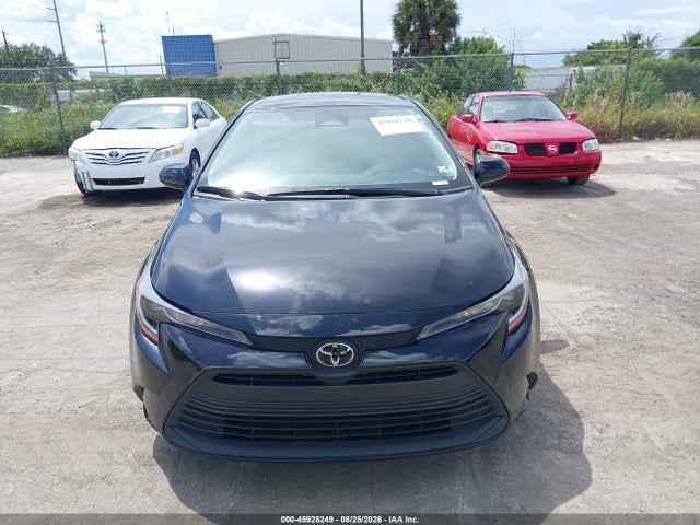 2026 Toyota Corolla Le მანქანა იყიდება აუქციონზე, vin: 5YFB4MDE3TP405404, აუქციონის ნომერი: 45928249