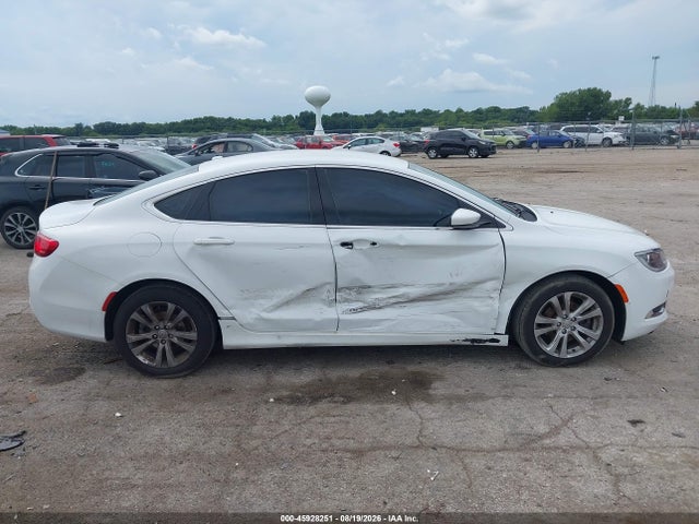 2016 Chrysler 200 Limited მანქანა იყიდება აუქციონზე, vin: 1C3CCCAB7GN152770, აუქციონის ნომერი: 45928251