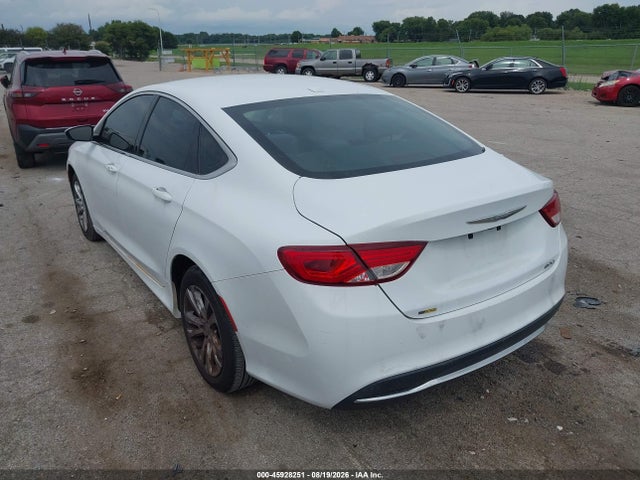 2016 Chrysler 200 Limited მანქანა იყიდება აუქციონზე, vin: 1C3CCCAB7GN152770, აუქციონის ნომერი: 45928251