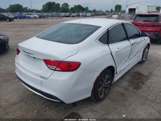 2016 Chrysler 200 Limited მანქანა იყიდება აუქციონზე, vin: 1C3CCCAB7GN152770, აუქციონის ნომერი: 45928251