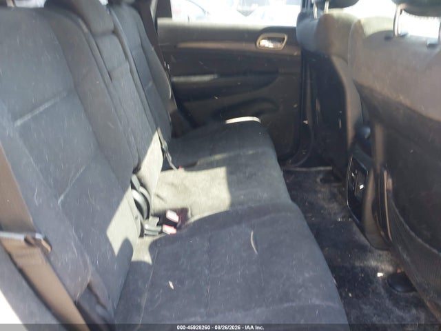 45928260 :رقم المزاد ، 1C4RJFAGXFC182994 vin ، 2015 Jeep Grand Cherokee Laredo مزاد بيع