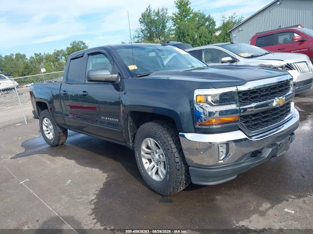 Auction sale of the 2017 Chevrolet Silverado 1500 Lt, vin: 1GCVKREC7HZ231203, lot number: 45928263