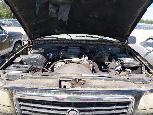 Auction sale of the 2000 Cadillac Escalade Standard, vin: 1GYEK63R3YR228802, lot number: 45928266