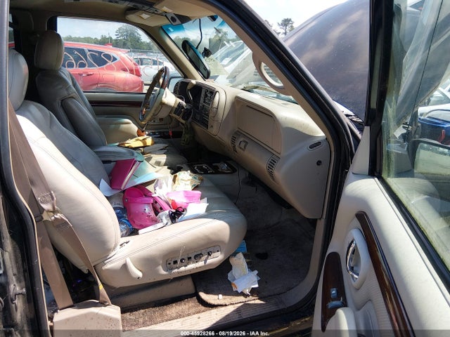 Auction sale of the 2000 Cadillac Escalade Standard, vin: 1GYEK63R3YR228802, lot number: 45928266
