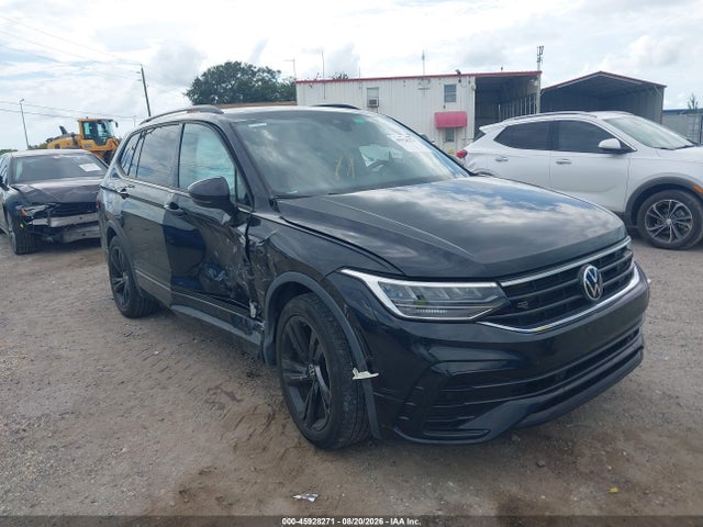 Auction sale of the 2023 Volkswagen Tiguan 2.0t Se R-line Black, vin: 3VVCB7AX4PM045611, lot number: 45928271