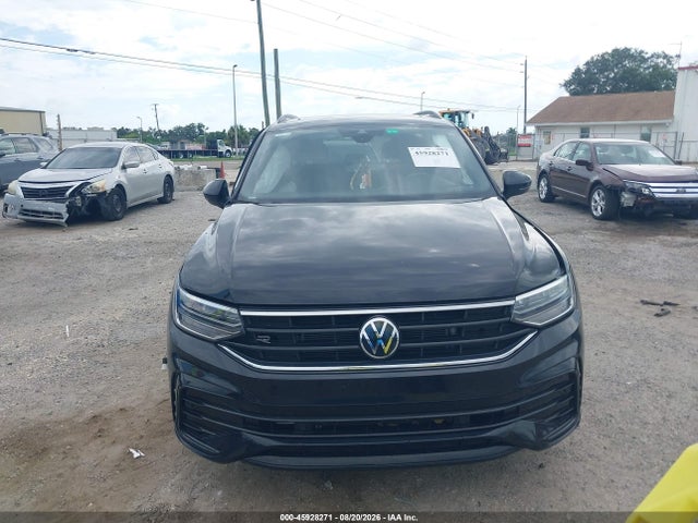 Продажа на аукционе авто 2023 Volkswagen Tiguan 2.0t Se R-line Black, vin: 3VVCB7AX4PM045611, номер лота: 45928271