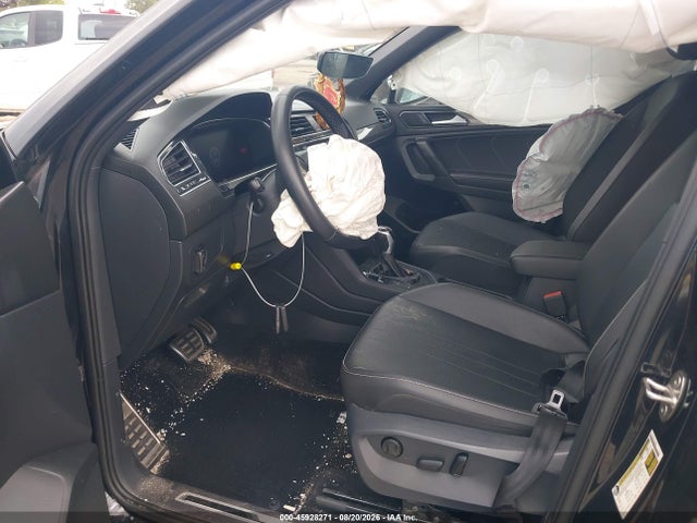 Продажа на аукционе авто 2023 Volkswagen Tiguan 2.0t Se R-line Black, vin: 3VVCB7AX4PM045611, номер лота: 45928271