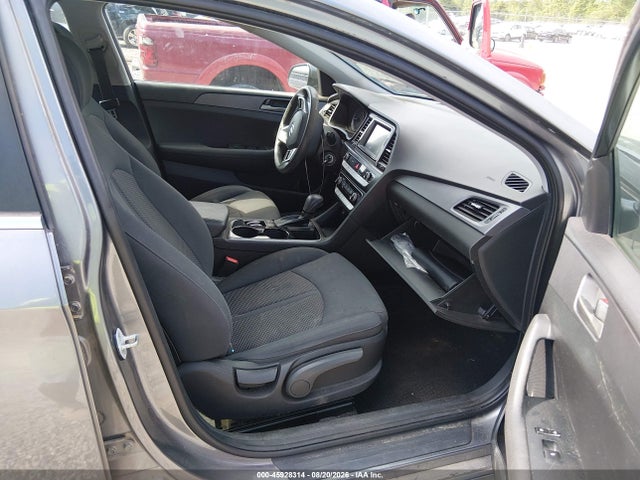Hyundai SONATA SE 2019 5NPE24AF0KH790240 Image 5
