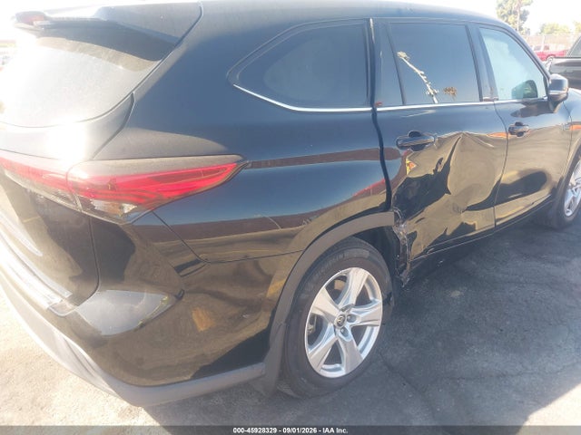 2021 Toyota Highlander L მანქანა იყიდება აუქციონზე, vin: 5TDCZRAH5MS083553, აუქციონის ნომერი: 45928329