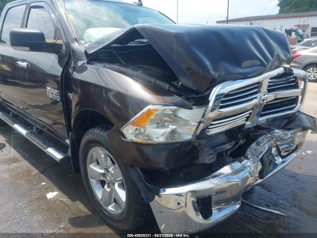 45928331 :رقم المزاد ، 3C6RR7LT0HG525182 vin ، 2017 Ram 1500 Big Horn  4x4 5'7 Box مزاد بيع
